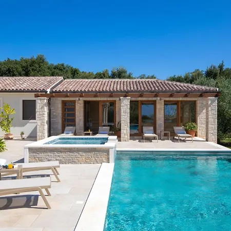 Casa Ginetto By Guide * 풀라